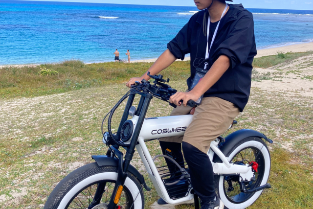電動アシスト自転車で行けるサイクリングロードの途中にある土盛海岸での画像。